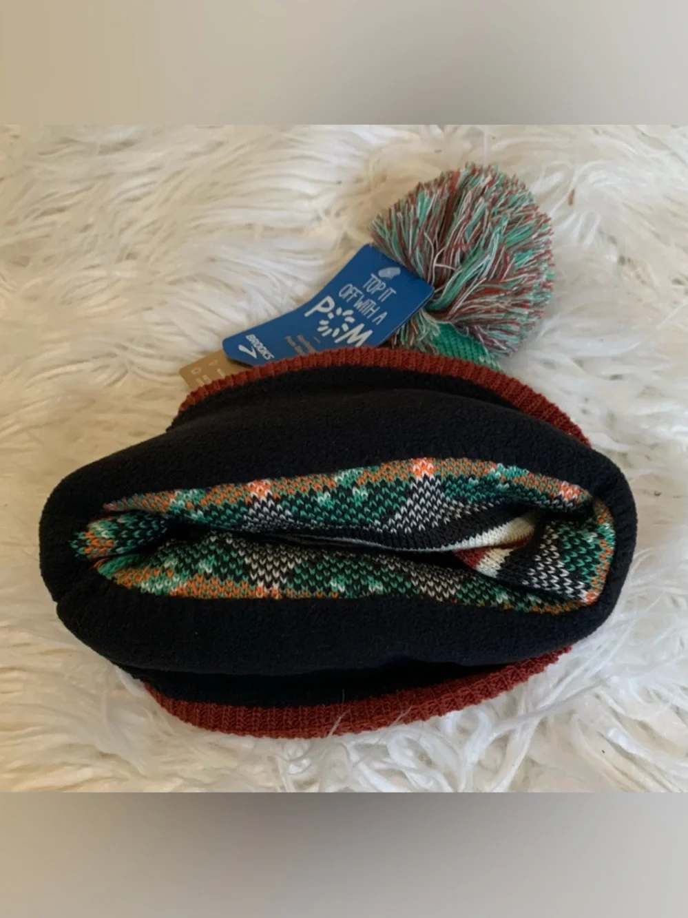 Brooks Running Run Merry Pom Beanie Red Green One Size
